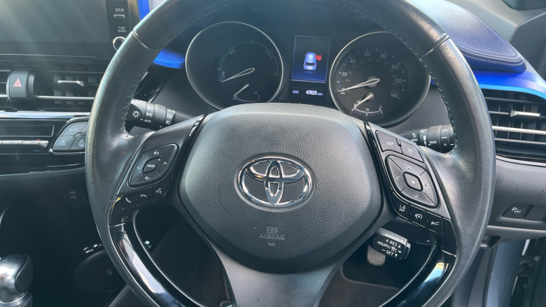 Toyota C-HR 2.0 Hybrid Dynamic 5dr CVT Hybrid Hatchback